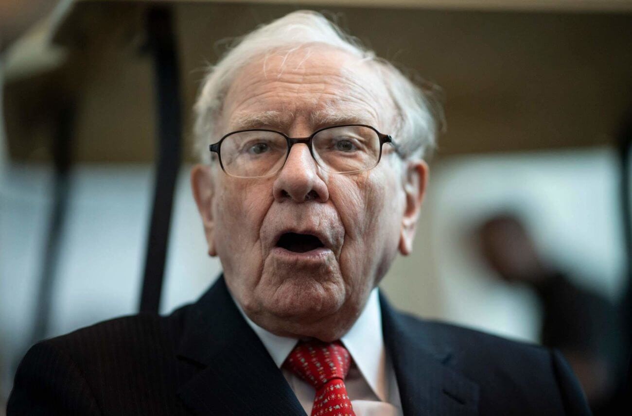 Warren Buffett Warns of Stock Market Crash with $30 Million Stock Sale